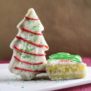 Christmas Tree Snack Cakes