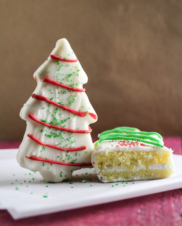 Christmas Tree Snack Cakes