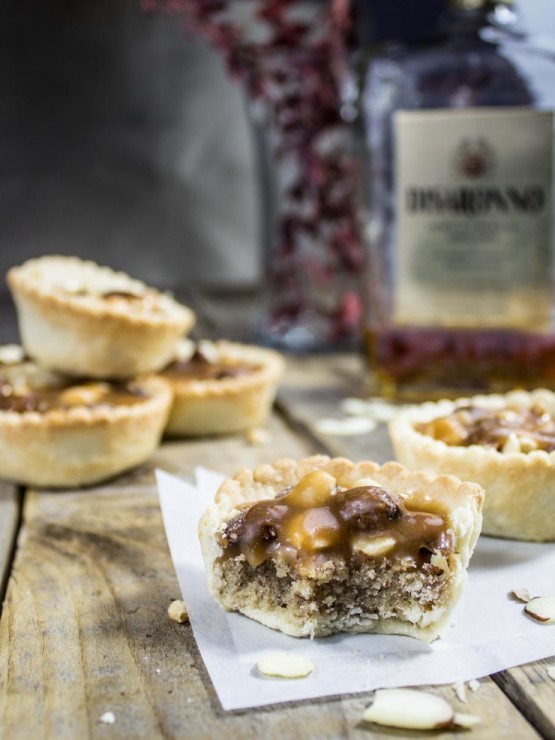 Almond Amaretto Tarts