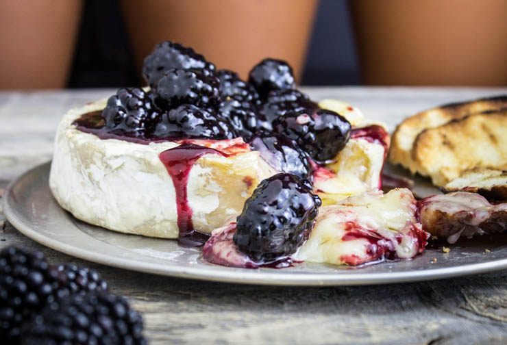 Creamy Blackberry Baked Brie with Toast Points