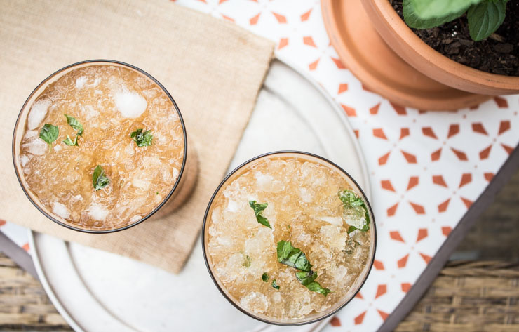 Sweet Tea Julep with Fresh Mint