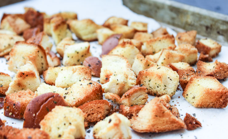 Homemade Crunchy Croutons