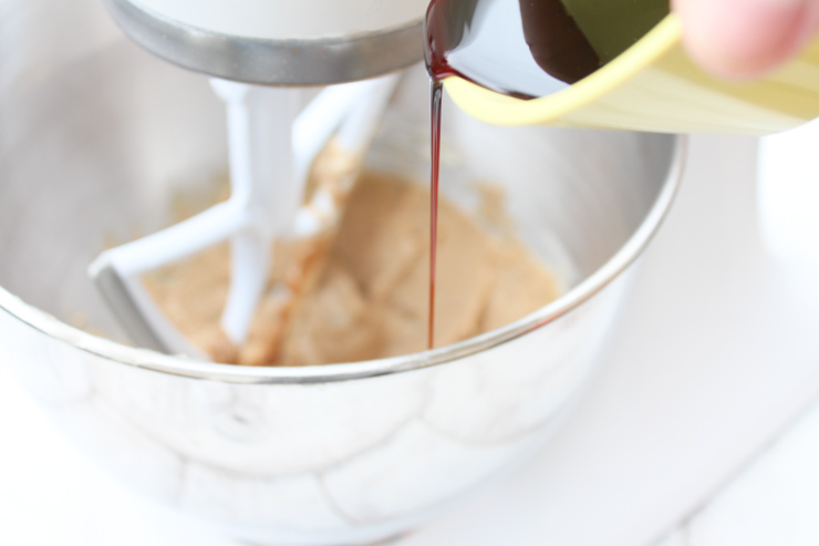 Molasses for Gingersnap Cookies