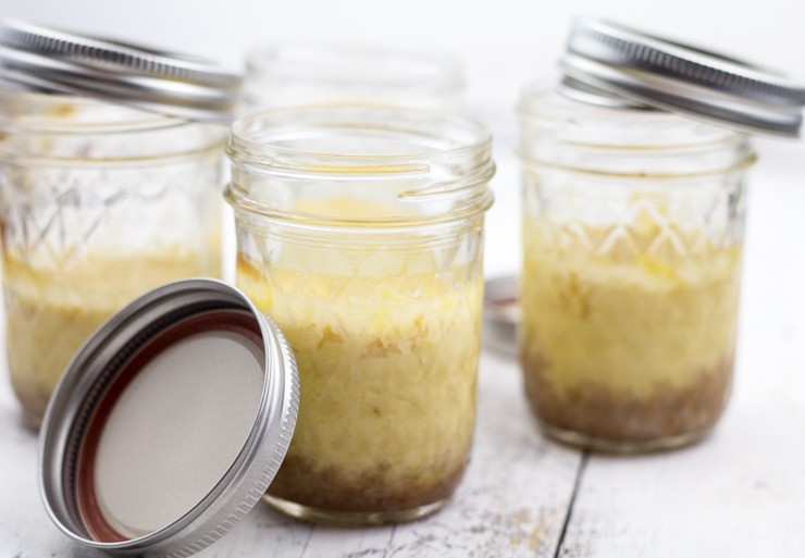 Filling Jars with Key Lime Curd