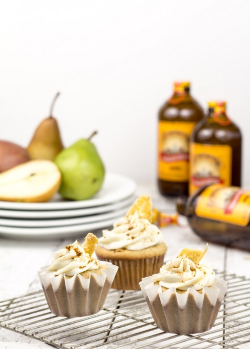 Ginger Beer Cupcakes with Roasted Pear Mascarpone Frosting