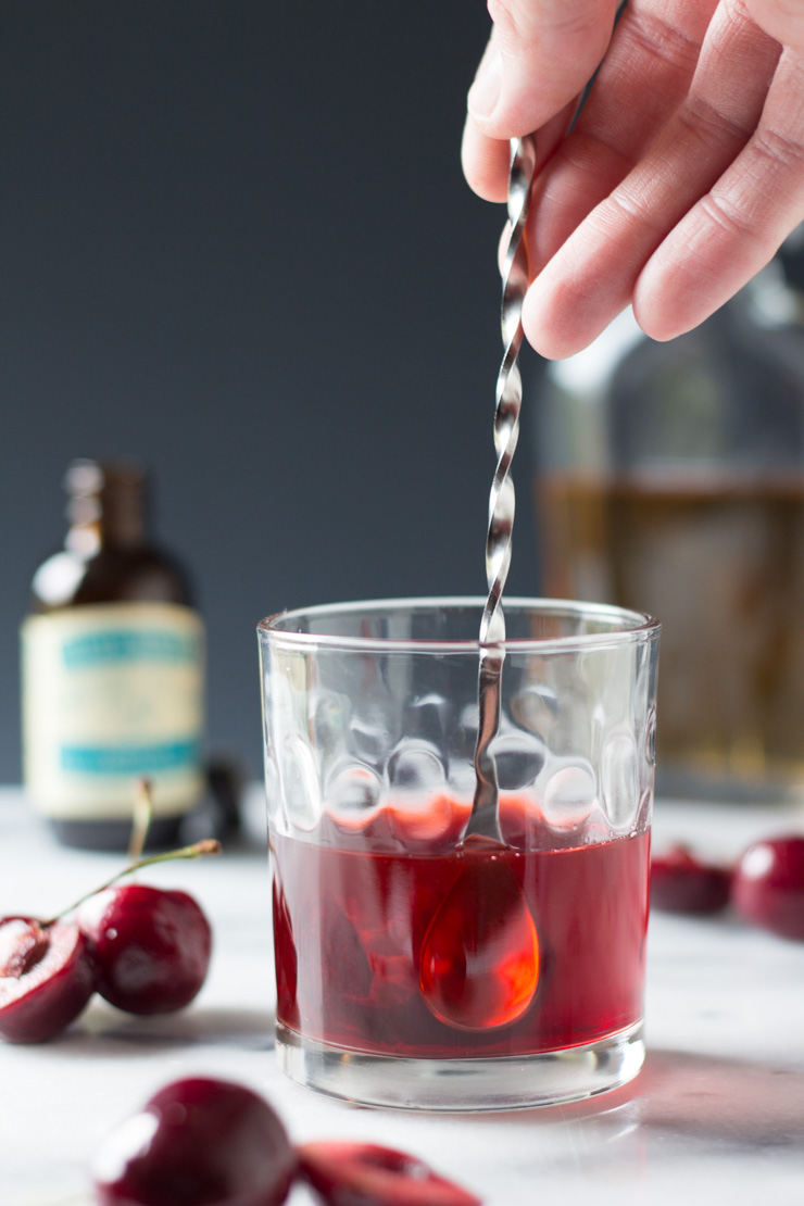 A little swizzle for the Ice for Vanilla Bourbon Sipper