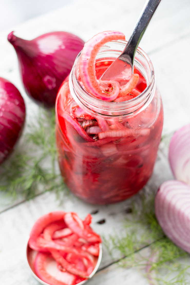 Homemade Pickled Red Onions