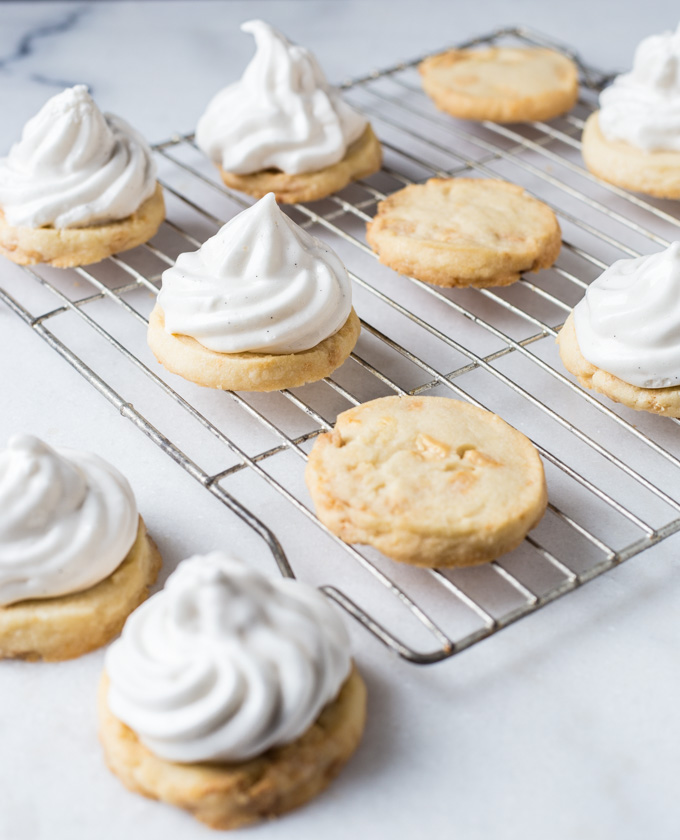 White Chocolate Chunk Cookies with Marshmallow