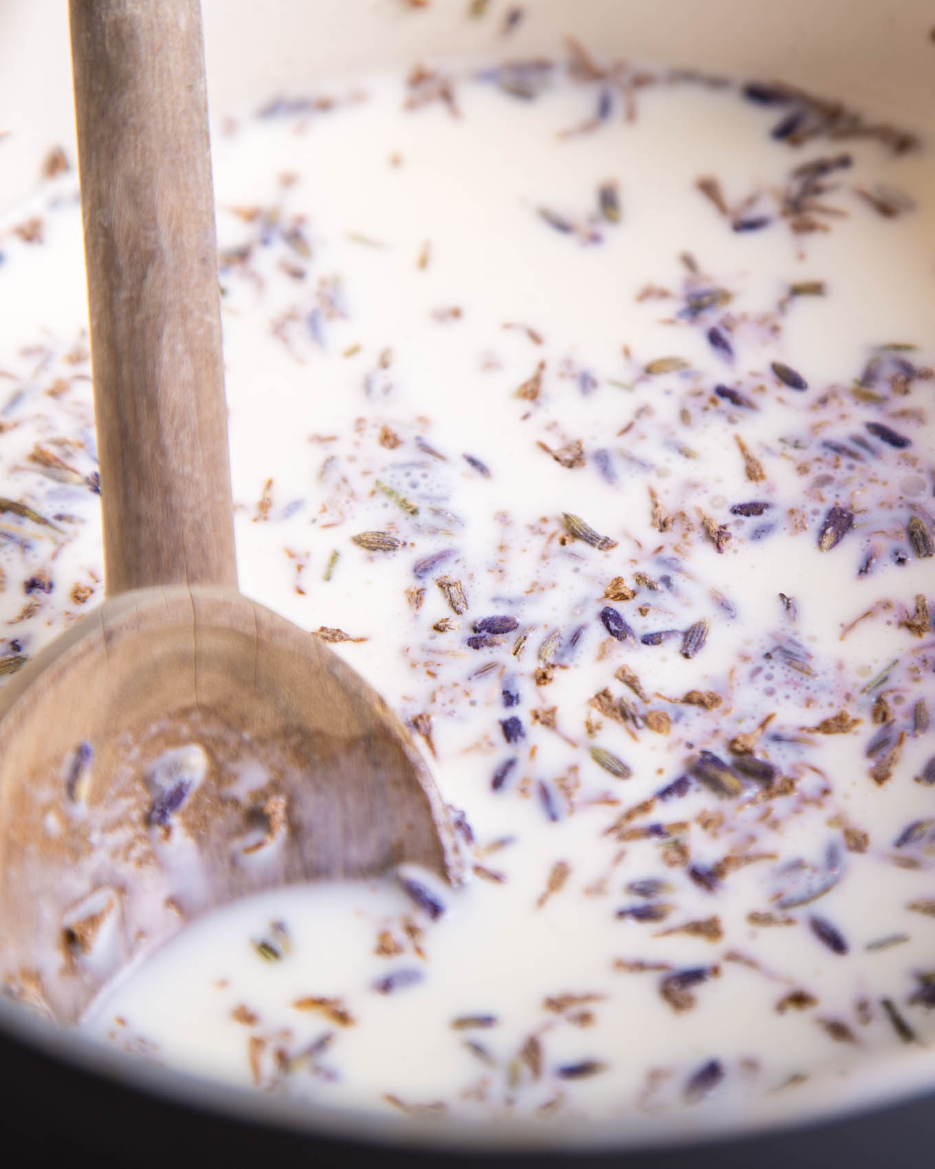 Lavender Infused Cream for Paletas