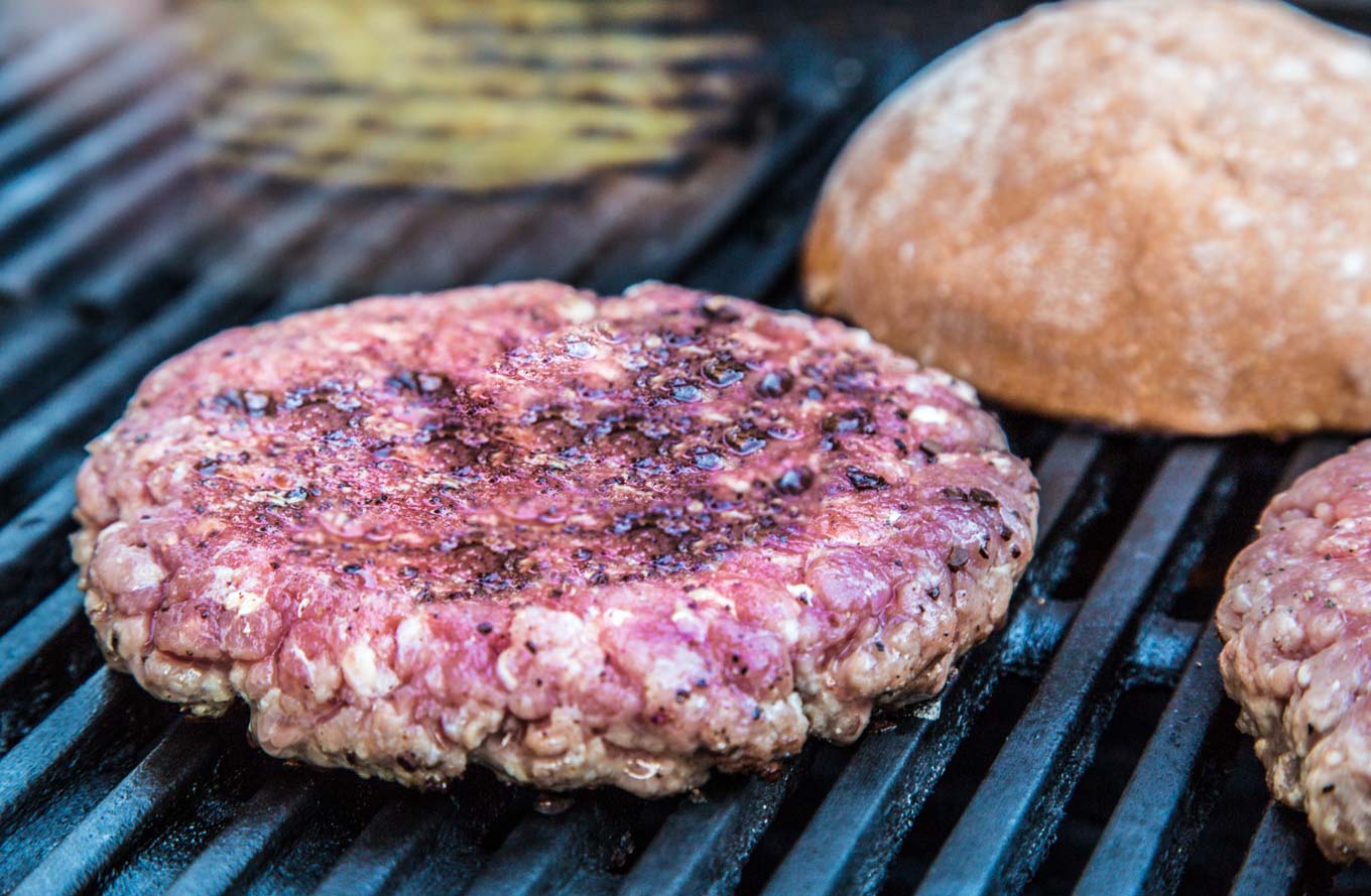 Coffee Crusted Burger on SouthernFATTY.com