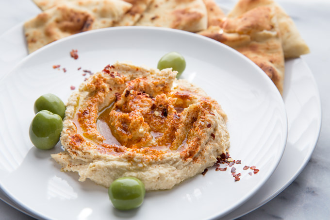 10 Minute Homemade Hummus