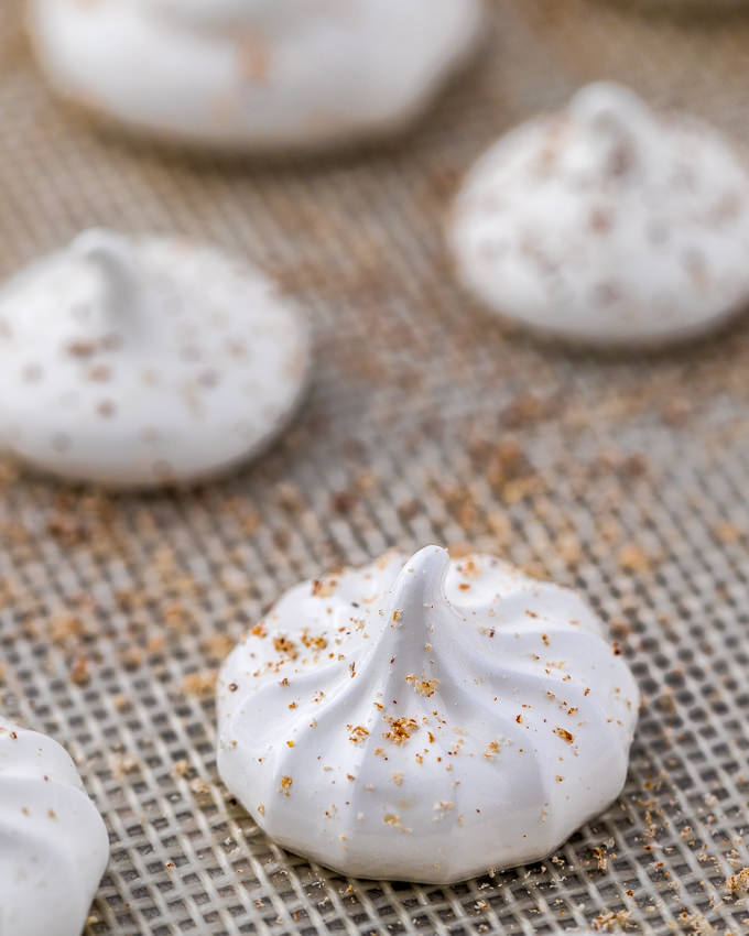 Nutmeg Meringues from SouthernFATTY.com