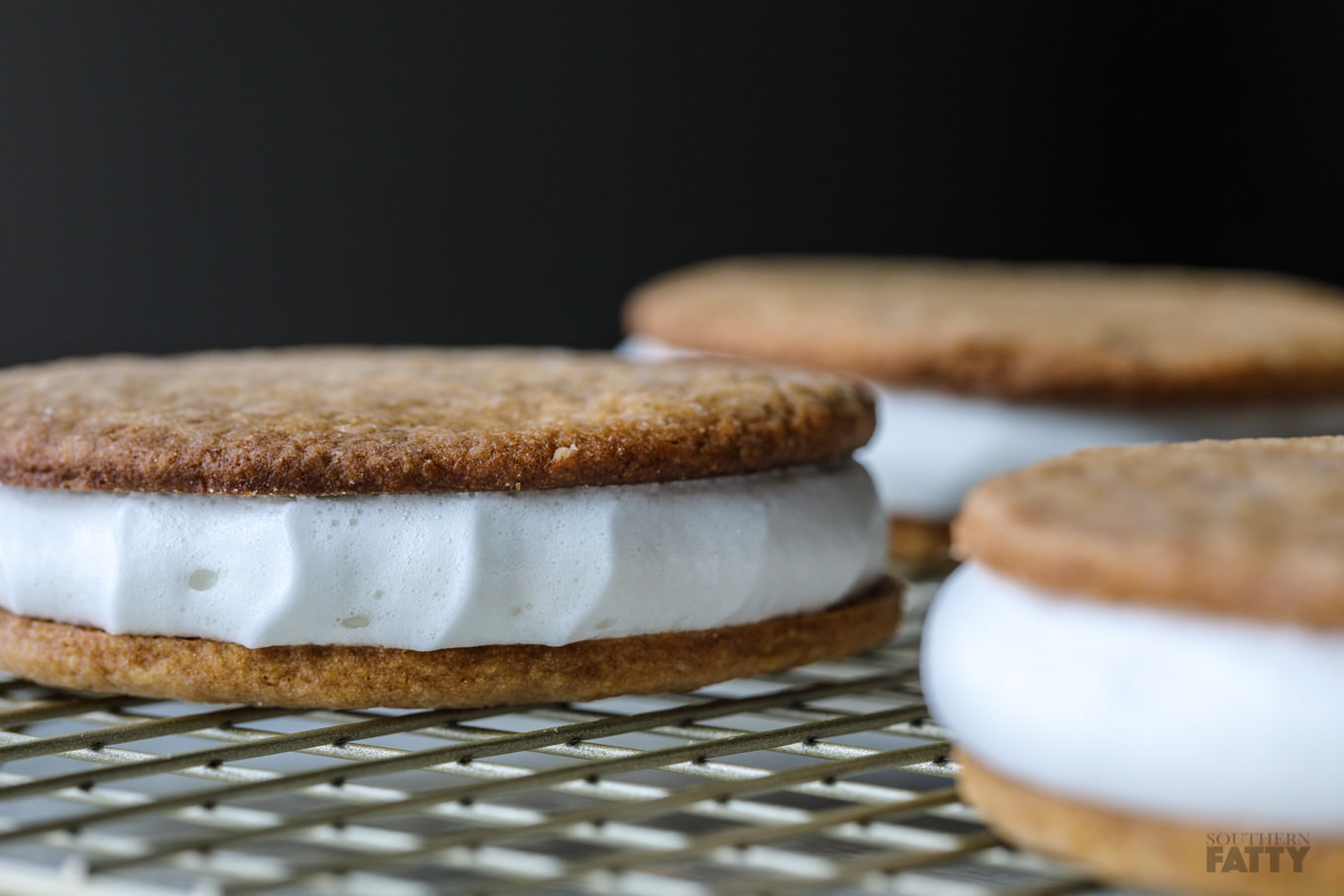 Homemade Moon Pies on SouthernFatty.com