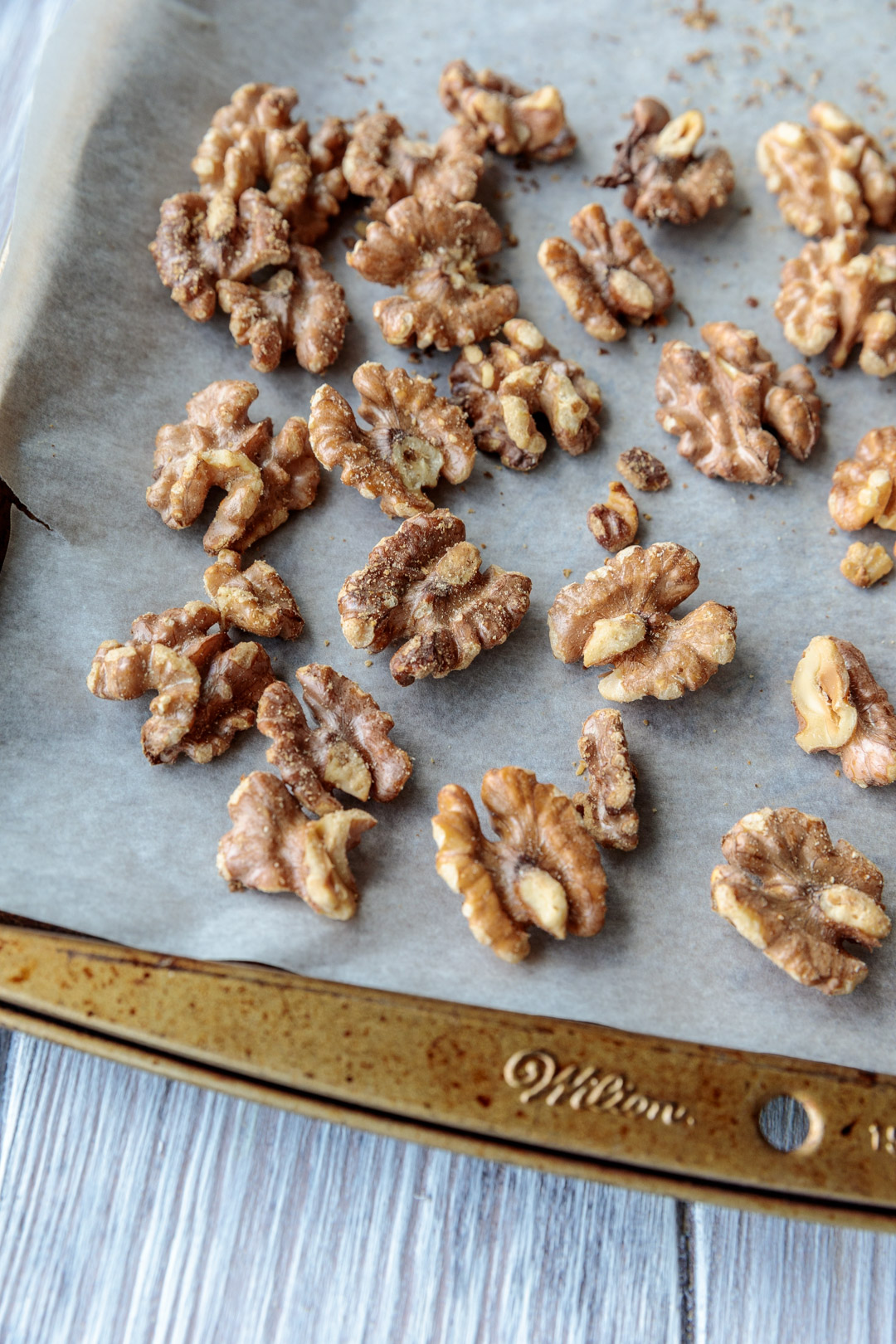 Roasted Walnuts for Pastry Crust