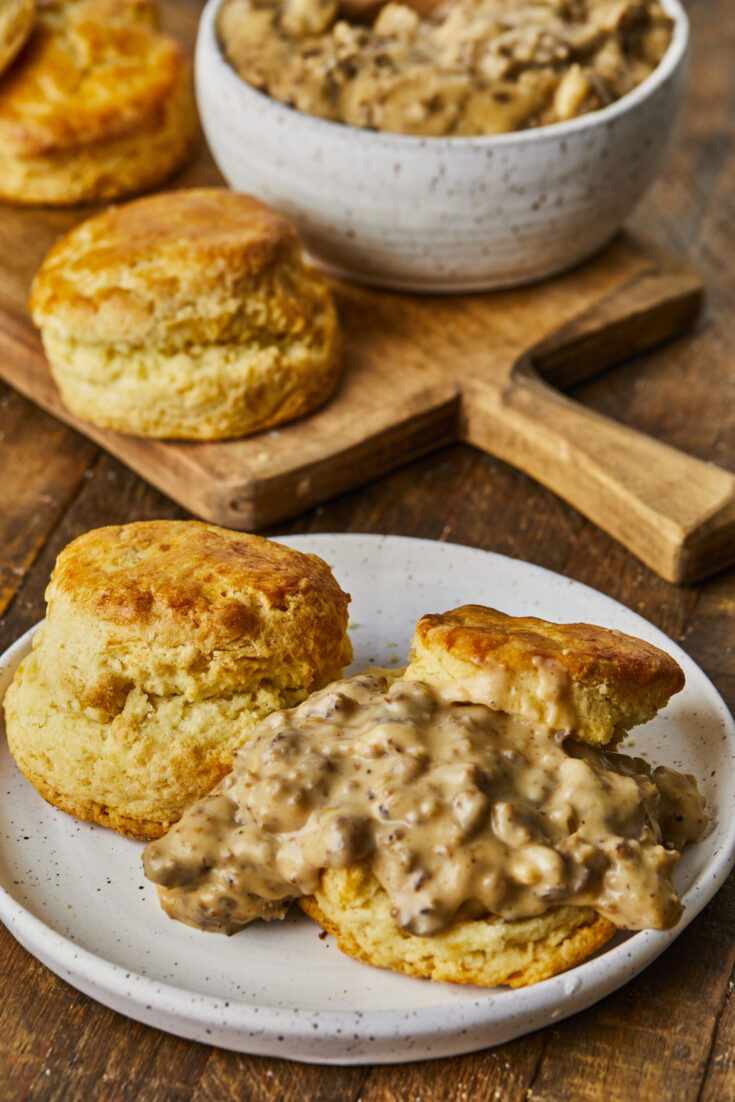 Sausage Gravy & Biscuits